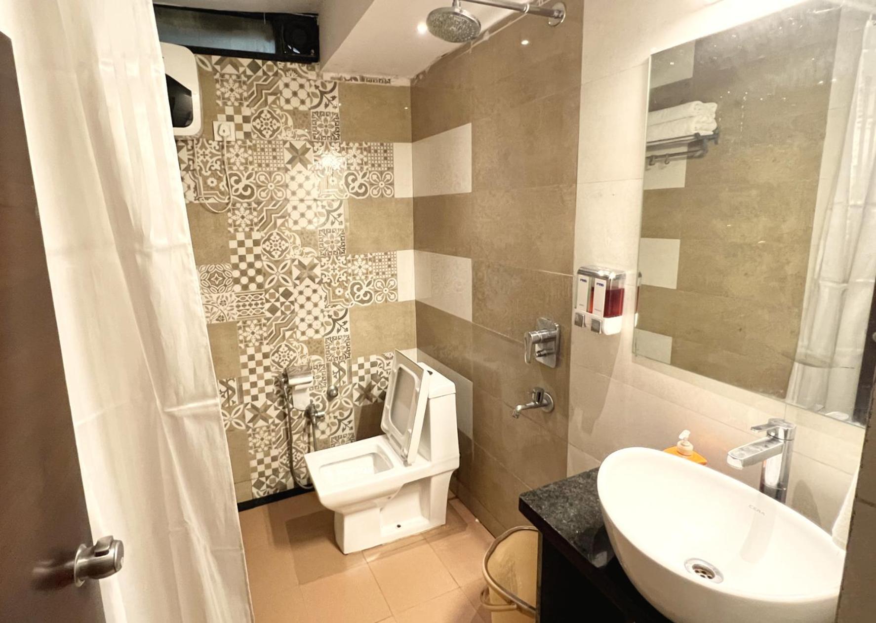 Royal Palms Luxury Service Apartment Nagpur Luaran gambar