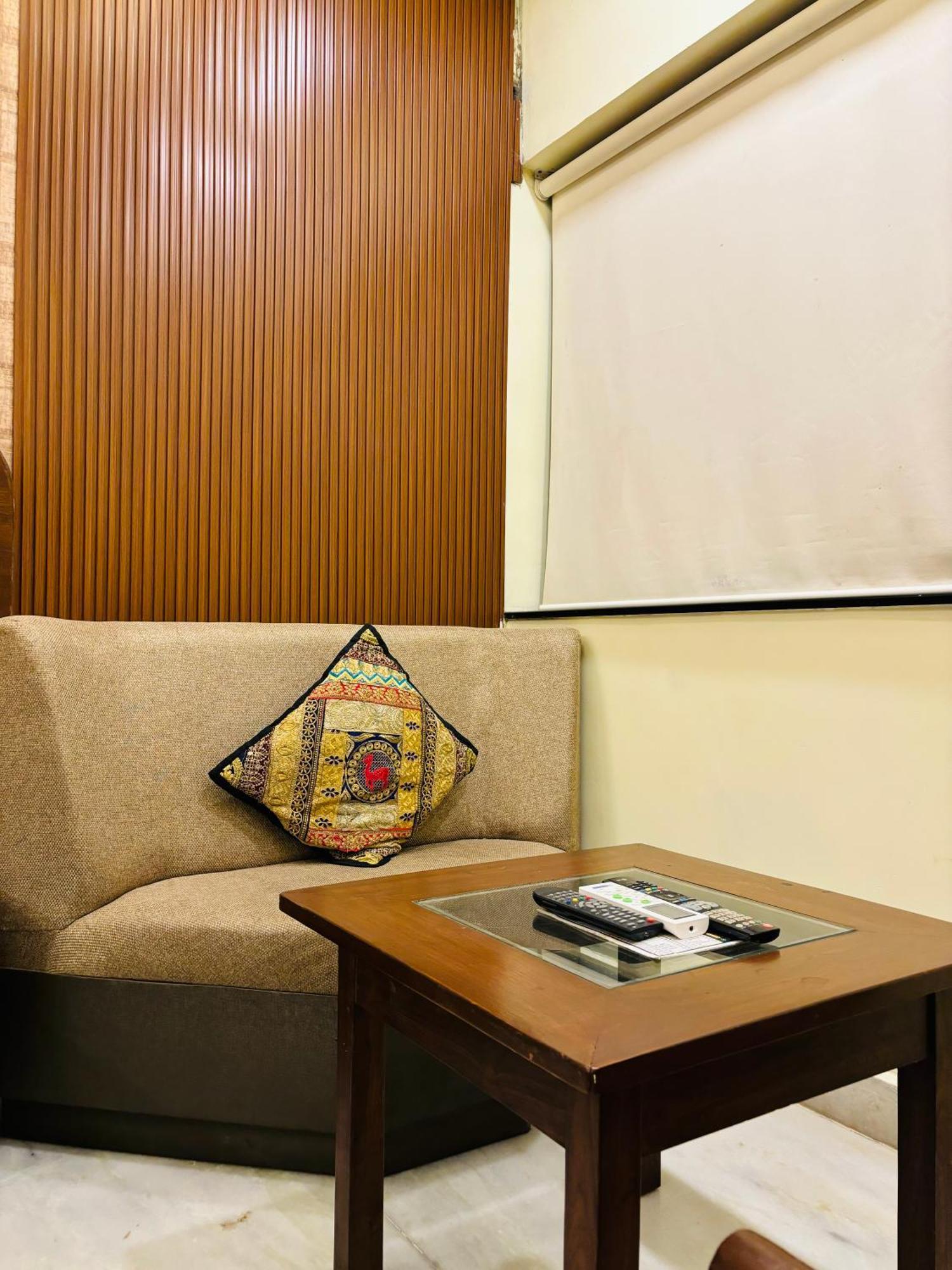 Royal Palms Luxury Service Apartment Nagpur Luaran gambar
