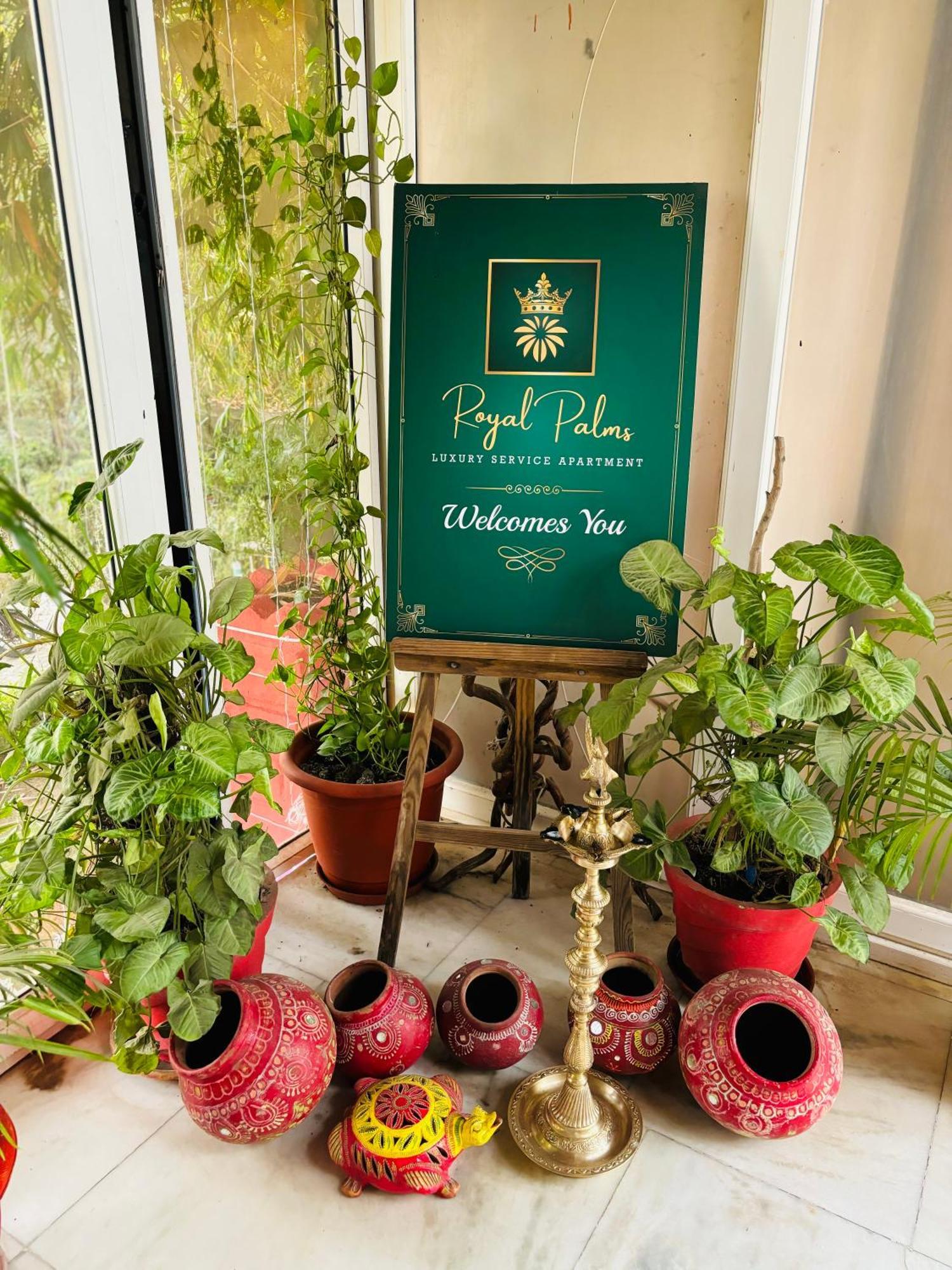 Royal Palms Luxury Service Apartment Nagpur Luaran gambar